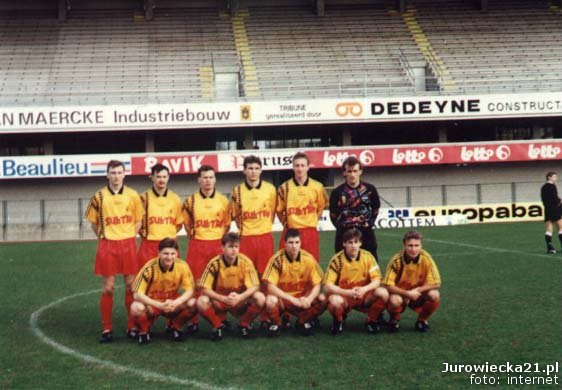 Jagiellonia 1995: A.Struczewski, A.Ambrożej, M.Manelski, J.Chańko, Z.Kowalski, A.Heller; poniżej M.Citko, J.Markiewicz, R.Sobolewski, R.Ostrowski i M.Piekarski